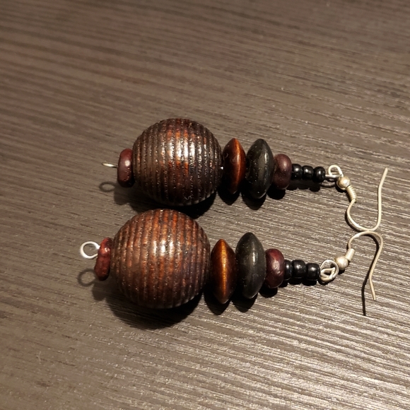 African earrings - Picture 2 of 2